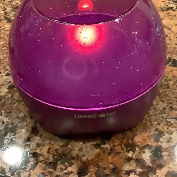 Limited Too Purple Color Changing Speaker Preloved - Picture 2 of 3